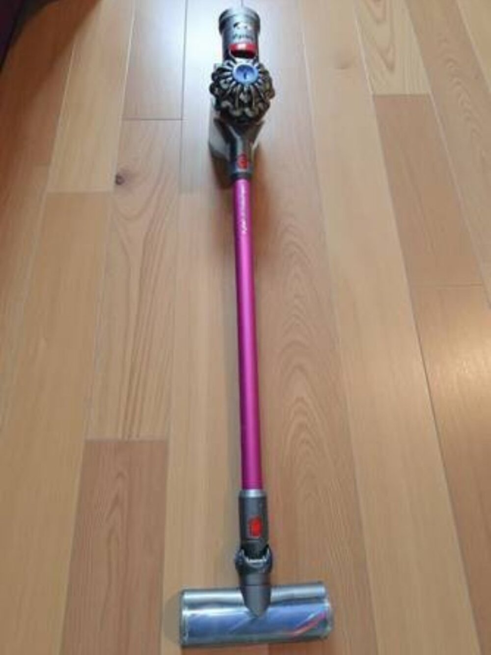 Dyson V7 Motorhead Cordless Stick Vacuum Cleaner